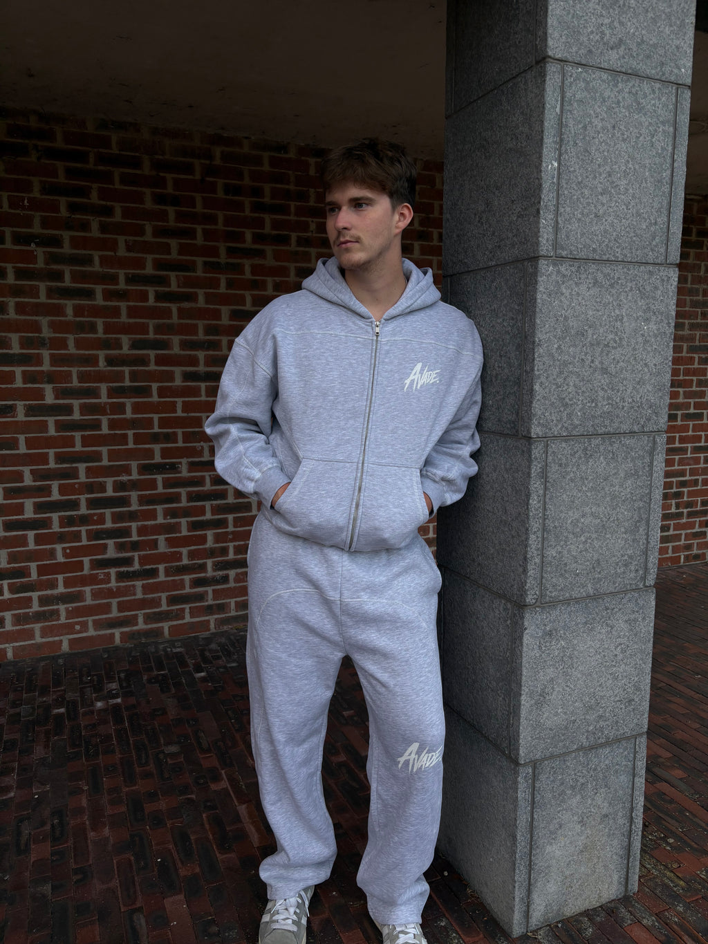 Essential Contrast Sweatpants | Grey